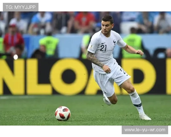 卢卡斯·埃尔南德斯:法国后卫在防守端的关键角色 卢卡斯·埃尔南德斯:法国后卫在防守端的关键角色