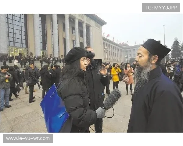 法国内阁陷入信任危机,政坛动荡引发全国关注 法国内阁陷入信任危机,政坛动荡引发全国关注